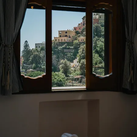Dormidame' Positano